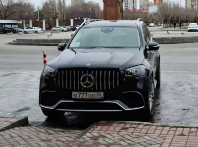 Роскошный Mercedes GLS 63 AMG Барзаева: как представитель Чечни живет на дотации из федерального бюджета