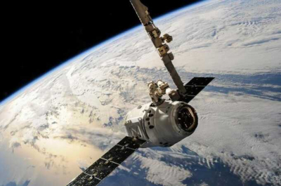 Почти 500 спутников Starlink сгорели в земной атмосфере