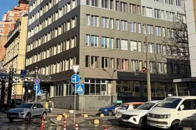 В Киеве обнаружен бизнес-центр, где функционирует группа мошенников под прикрытием ОПГ "Девяток"