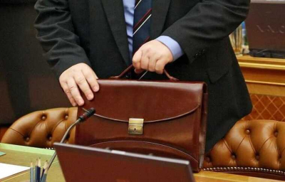 Коррупционный альянс и тайные связи: Александр Иванов и Олег Логинов в центре финансового скандала с банкротством &quot;СТОД&quot;