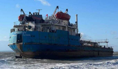 Судовладелец «Волгонефть-239» отрицает факт утечки мазута