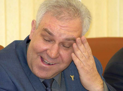 Центры поддержки Антоновых. Как семья спикера Саратовской облдумы осваивает средства нацпроекта