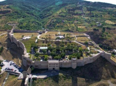 Имам, сенатор и исчезнувший хадж: кто покрыл провал Дербент-Тур