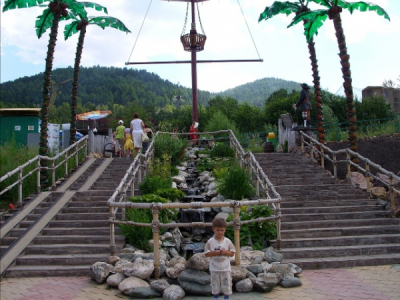 &laquo;каприоль&raquo; против &laquo;брусники&raquo;: как андрей болсуновский получил 17 млн вместо детей-инвалидов.