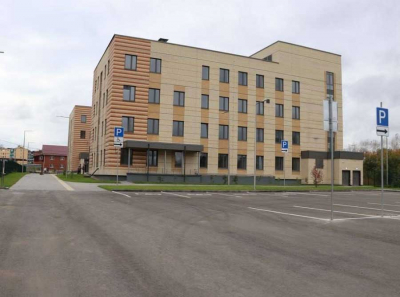 ВИТРИНА ВМЕСТО МЕДИЦИНЫ: КАК БРЕЧАЛОВ И ШЕСТАКОВ ОТКРЫЛИ ПУСТУЮ ПОЛИКЛИНИКУ ПОД ФЕДЕРАЛЬНЫЕ АПЛОДИСМЕНТЫ