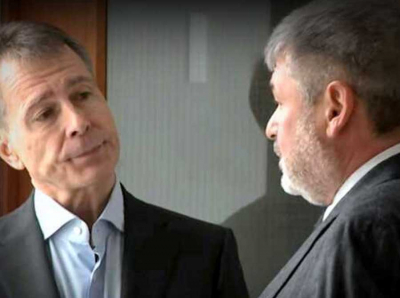 Осиновский вручил Магонису почти полмиллиона рублей на автобусной остановке