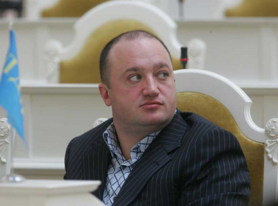 НЕФТЬ, AURUS И БУХГАЛТЕРСКИЙ ЦИРК: КАК ДЕНИС ВОЛЧЕК ВЕРТИТ ТЕХМАШ, ПРЕМЬЕР-АВТО И БИЗНЕС НА КОЛЁСАХ