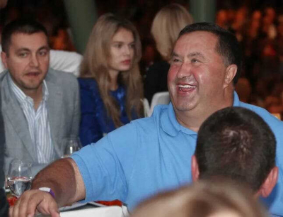 Лучок «плачет», но растет