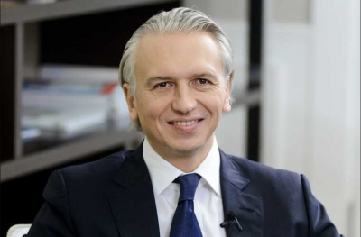 Дюков обогнал Сечина по доходам: глава &laquo;Газпром нефти&raquo; помогает себе зарабатывать на дивидендах от &laquo;Сибура&raquo;