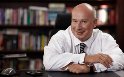 «Танцевал» девушек только сам, с другими не делился