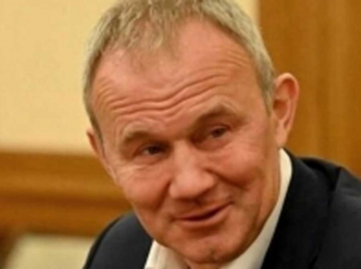 Куйвашев выпустил Олега Чемезова из бутылки Собянина